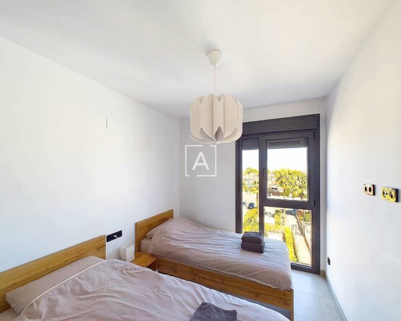 3 soveværelse Lejlighed til salg i Los Dolses med swimmingpool garage - € 559.000 (Ref: 8094685)