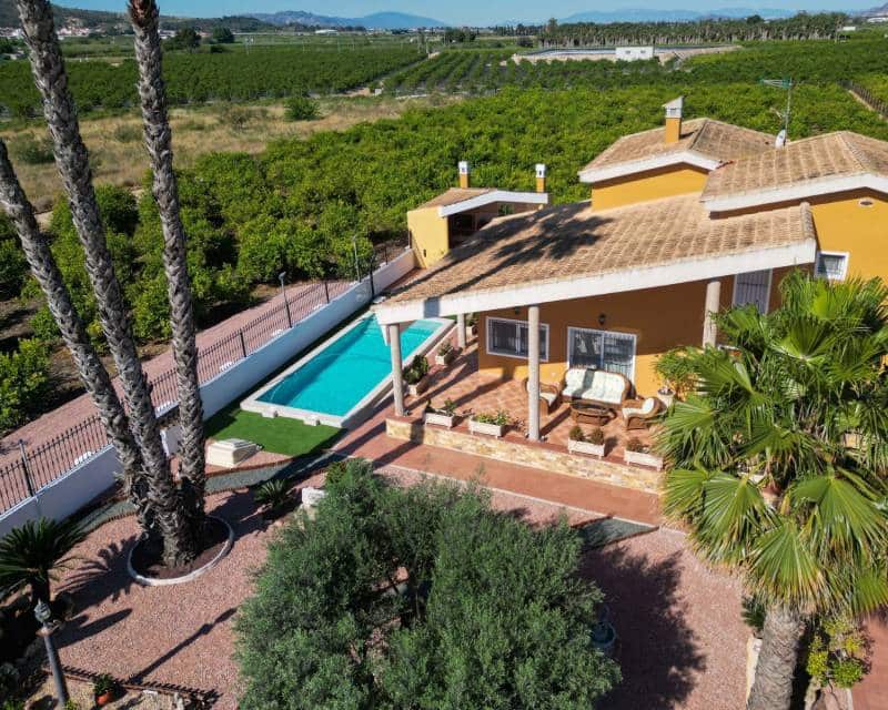 4 soveværelse Finca/Landehus til salg i Orihuela - € 675.000 (Ref: 8113772)