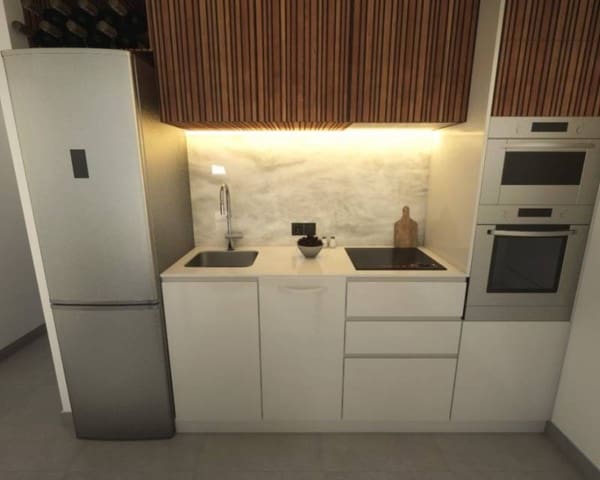 Chalet de 3 habitaciones en Centro, Los Alcázares en venta con piscina - 335.000 € (Ref: 8189101)