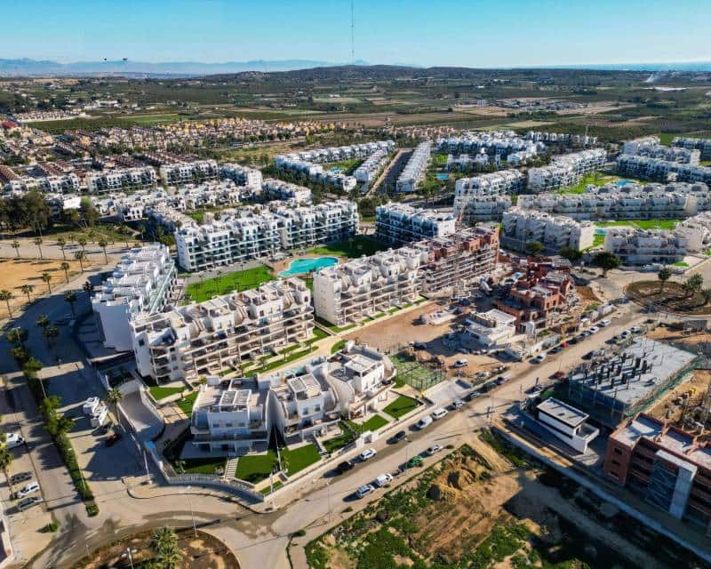 2 soveværelse Lejlighed til salg i El Raso med swimmingpool - € 294.000 (Ref: 8226789)