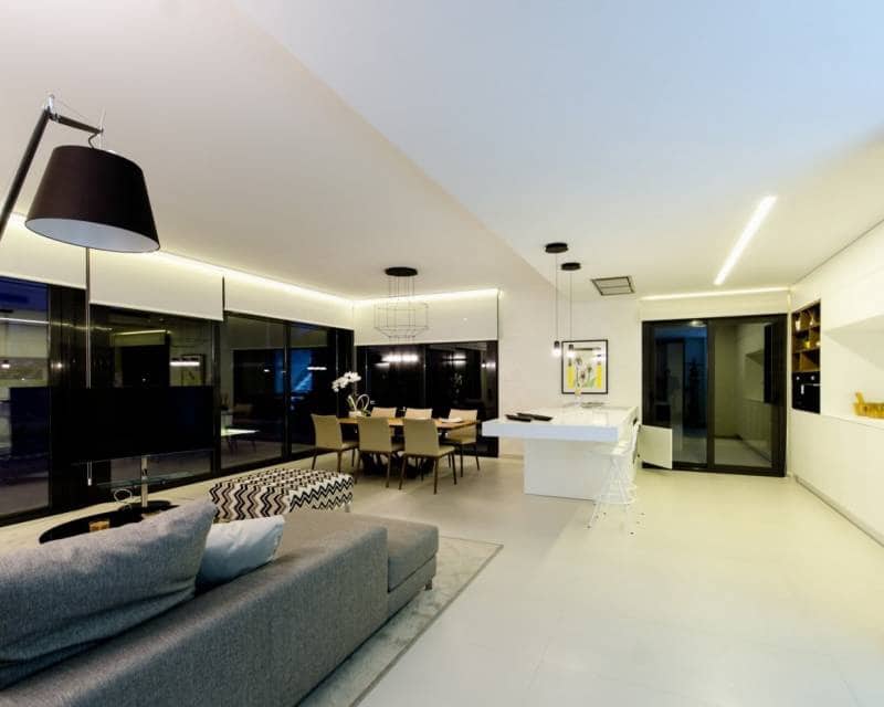 4 bedroom Villa for sale in Campoamor with pool - € 1,175,000 (Ref: 8230011)