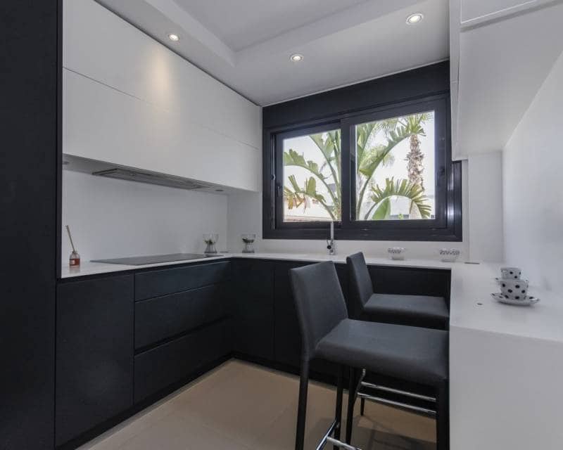 3 soveværelse Villa til salg i Campoamor med swimmingpool - € 1.195.000 (Ref: 8230012)