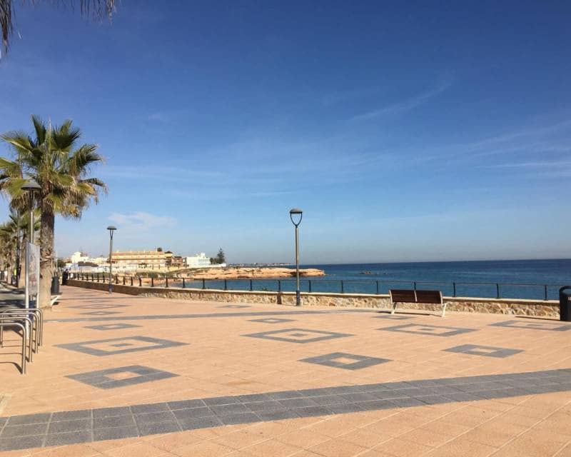 3 soveværelse Villa til salg i Torre de la Horadada med swimmingpool - € 1.795.000 (Ref: 8230018)