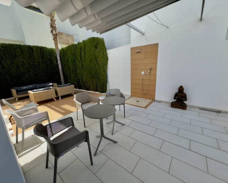 3 bedroom Villa for sale in Ciudad Quesada with pool - € 465,000 (Ref: 8277239)