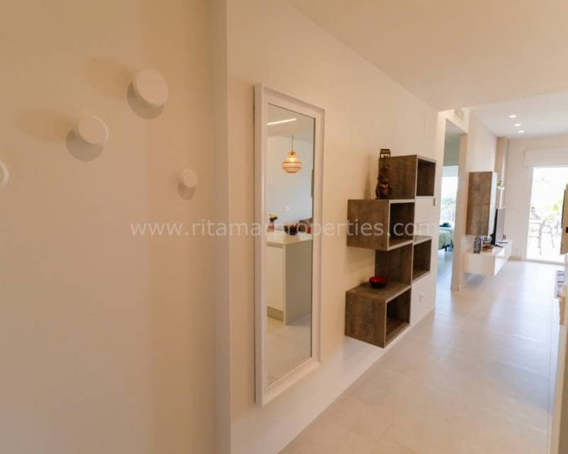 3 Zimmer Apartment zu verkaufen in El Raso mit Pool - 349.000 € (Ref: 8309477)