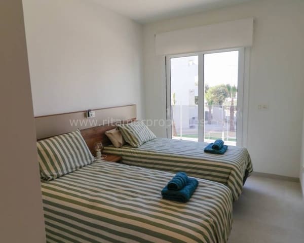 3 Zimmer Apartment zu verkaufen in El Raso, Guardamar del Segura mit Pool - 349.000 € (Ref: 8309477)