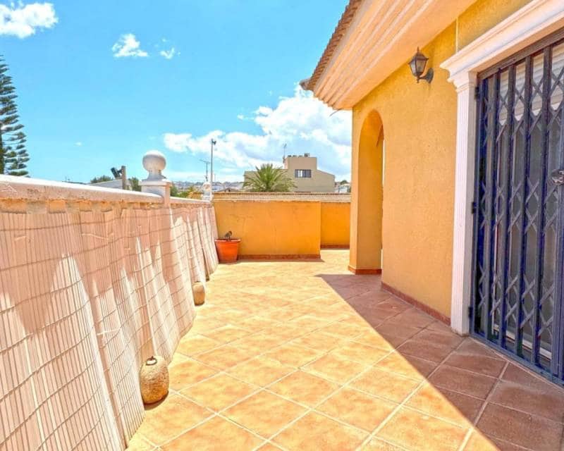 6 soveværelse Villa til salg i Los Balcones med swimmingpool - € 610.000 (Ref: 8316593)
