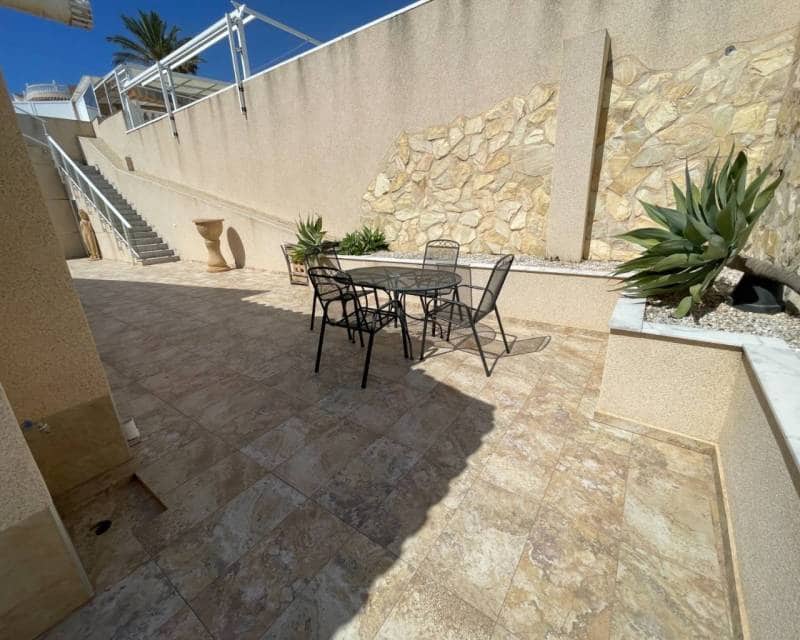 3 bedroom Villa for sale in Ciudad Quesada with pool - € 595,000 (Ref: 8420098)