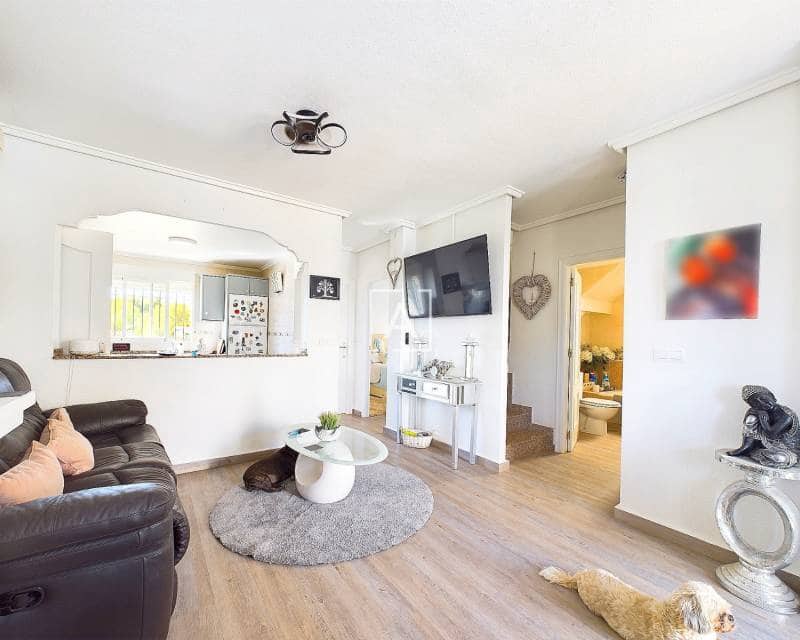 3 slaapkamer Villa te koop in Pinar de Campoverde met zwembad - € 249.995 (Ref: 8515057)