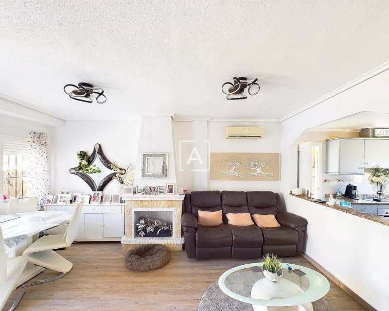 3 slaapkamer Villa te koop in Pinar de Campoverde met zwembad - € 249.995 (Ref: 8515057)