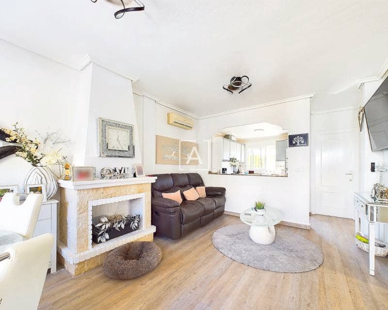 3 slaapkamer Villa te koop in Pinar de Campoverde met zwembad - € 249.995 (Ref: 8515057)