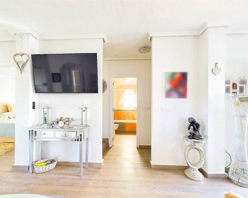 3 slaapkamer Villa te koop in Pinar de Campoverde met zwembad - € 249.995 (Ref: 8515057)