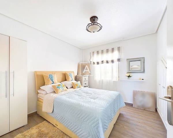 3 slaapkamer Villa te koop in Pinar de Campoverde, Pilar de la Horadada met zwembad - € 249.995 (Ref: 8515057)