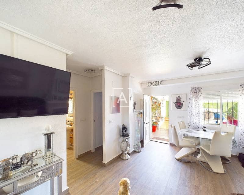 3 slaapkamer Villa te koop in Pinar de Campoverde met zwembad - € 249.995 (Ref: 8515057)