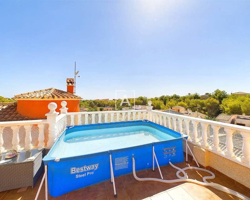 3 slaapkamer Villa te koop in Pinar de Campoverde met zwembad - € 249.995 (Ref: 8515057)