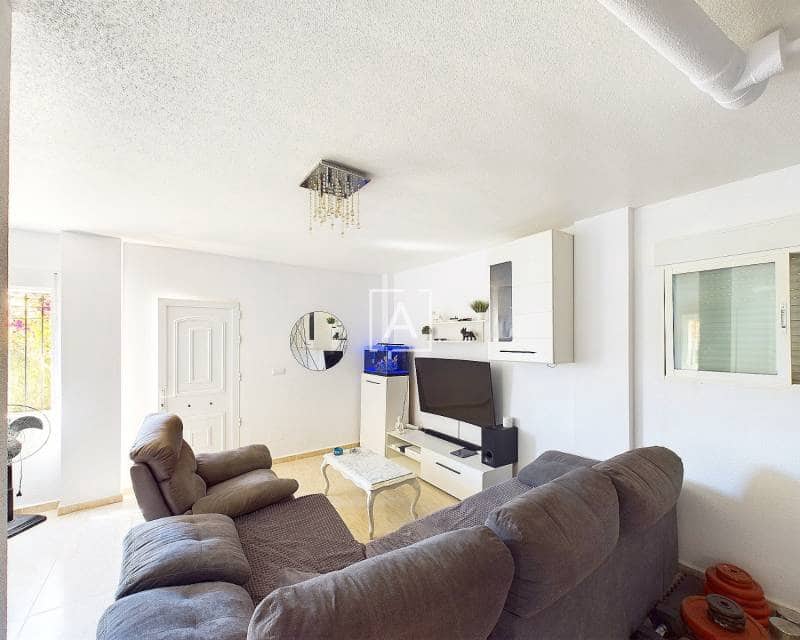 3 slaapkamer Villa te koop in Pinar de Campoverde met zwembad - € 249.995 (Ref: 8515057)