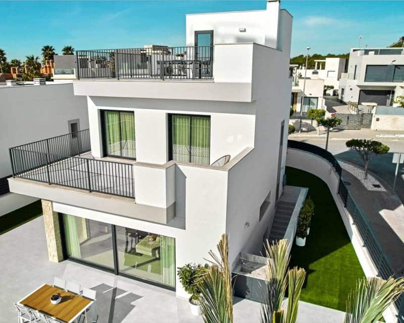 3 bedroom Villa for sale in San Miguel de Salinas with pool - € 574,000 (Ref: 8568658)