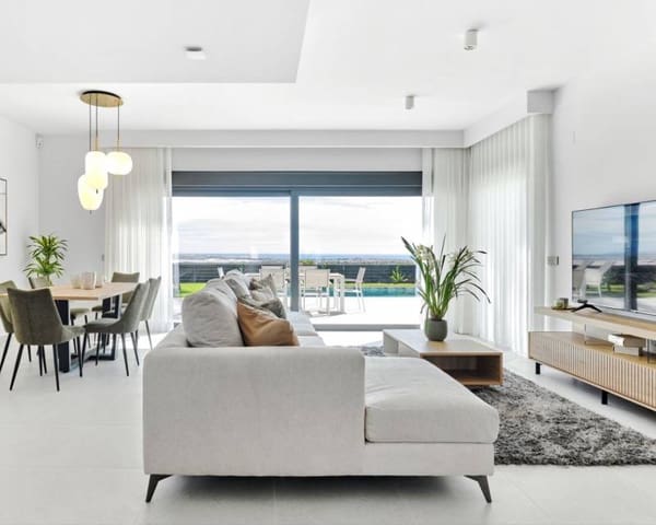 3 slaapkamer Villa te koop in San Miguel de Salinas met zwembad - € 574.000 (Ref: 8568658)