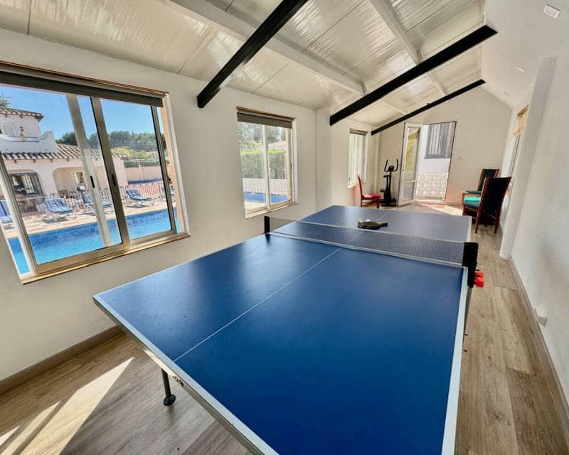 8 soveværelse Finca/Landehus til salg i Castalla med swimmingpool - € 655.000 (Ref: 8572960)