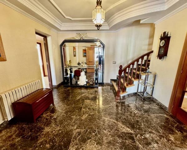 8 bedroom Finca/Country House for sale in Castalla with pool - € 655,000 (Ref: 8572960)