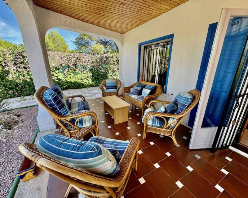 8 soveværelse Finca/Landehus til salg i Castalla med swimmingpool - € 655.000 (Ref: 8572960)