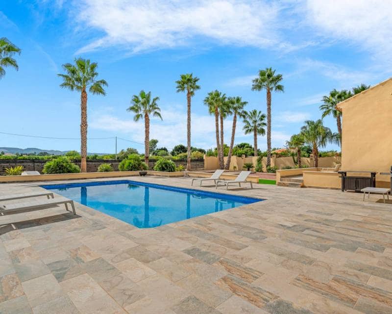 2 soverom Finca/Herregård til salgs i Rafal med svømmebasseng - € 395 000 (Ref: 8646265)