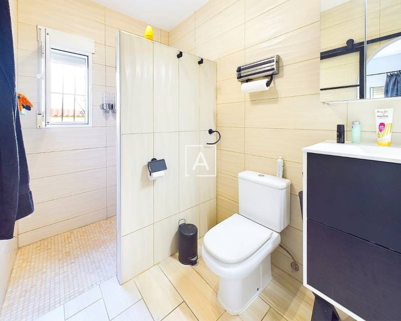 4 quarto Moradia para venda em Pinar de Campoverde com piscina - 440 000 € (Ref: 8732148)