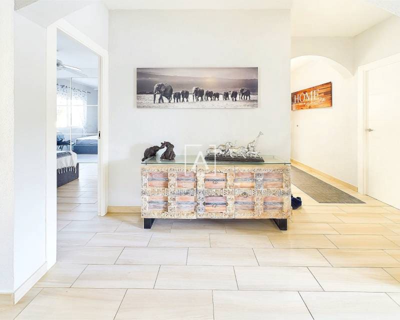 4 quarto Moradia para venda em Pinar de Campoverde com piscina - 440 000 € (Ref: 8732148)