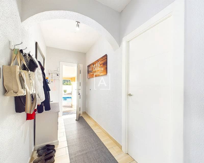 4 quarto Moradia para venda em Pinar de Campoverde com piscina - 440 000 € (Ref: 8732148)