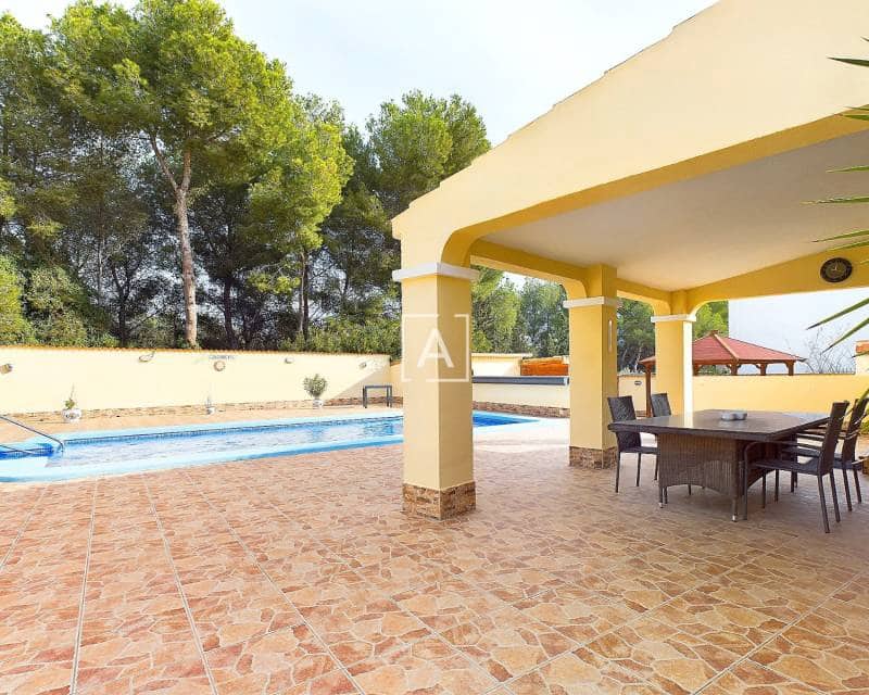 4 quarto Moradia para venda em Pinar de Campoverde com piscina - 440 000 € (Ref: 8732148)