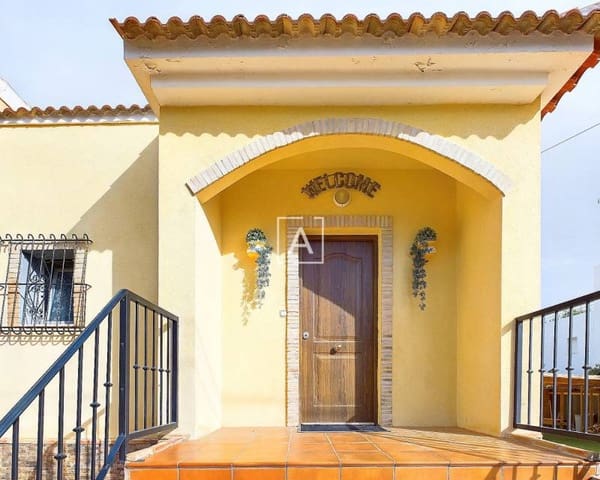 4 quarto Moradia para venda em Pinar de Campoverde, Pilar de la Horadada com piscina - 440 000 € (Ref: 8732148)