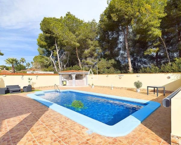 4 quarto Moradia para venda em Pinar de Campoverde, Pilar de la Horadada com piscina - 440 000 € (Ref: 8732148)
