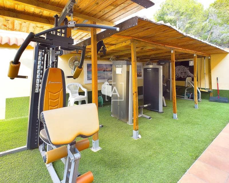 4 slaapkamer Villa te koop in Pinar de Campoverde met zwembad - € 440.000 (Ref: 8732148)