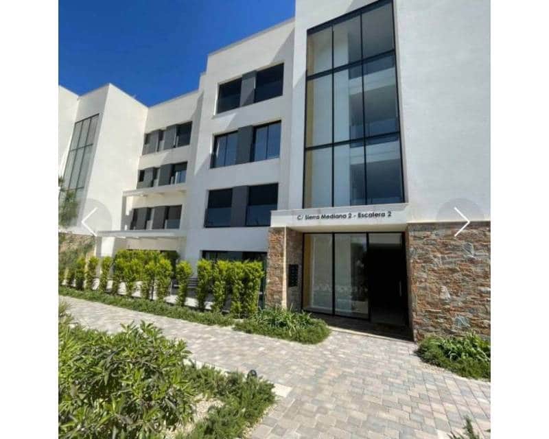 2 soveværelse Lejlighed til salg i Las Colinas Golf med swimmingpool - € 475.000 (Ref: 8933288)