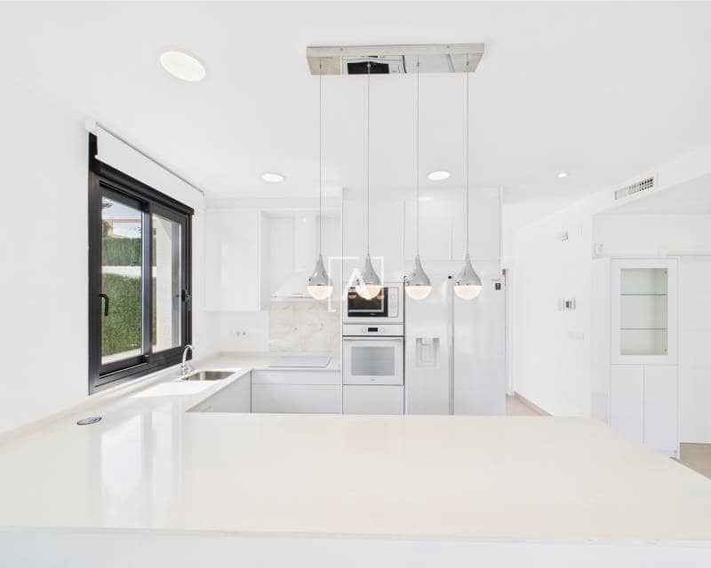 2 quarto Moradia para venda em Pinar de Campoverde com piscina - 385 000 € (Ref: 8987780)