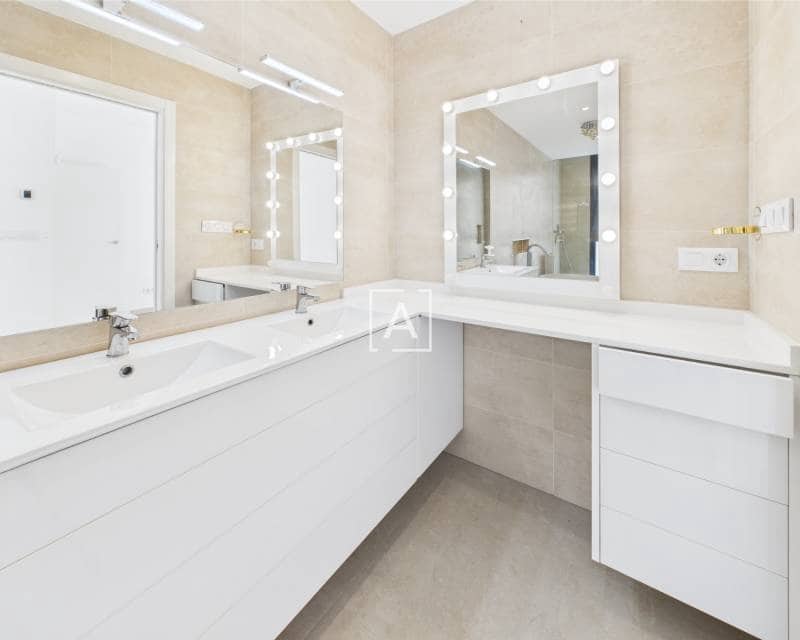 2 quarto Moradia para venda em Pinar de Campoverde com piscina - 385 000 € (Ref: 8987780)