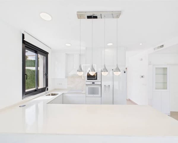 2 quarto Moradia para venda em Pinar de Campoverde, Pilar de la Horadada com piscina - 385 000 € (Ref: 8987780)