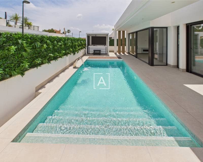 2 quarto Moradia para venda em Pinar de Campoverde com piscina - 385 000 € (Ref: 8987780)