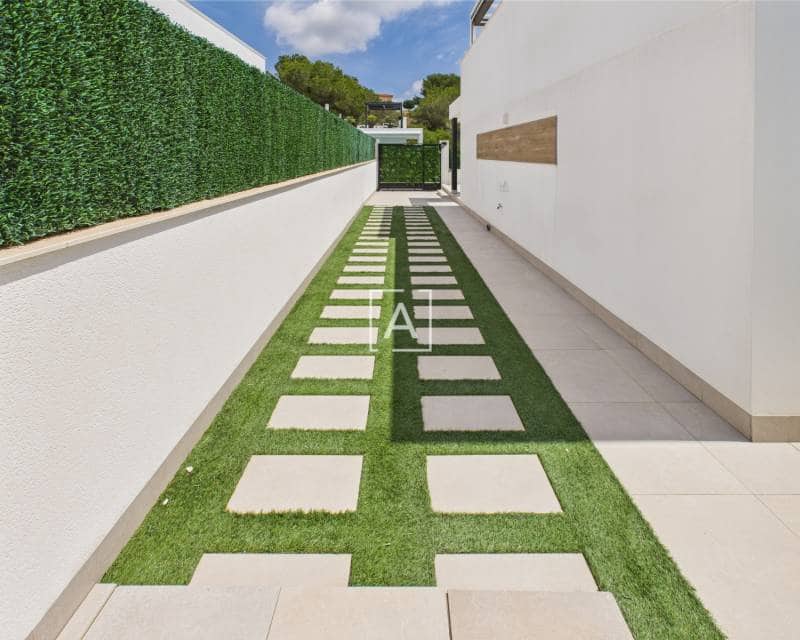 2 quarto Moradia para venda em Pinar de Campoverde com piscina - 385 000 € (Ref: 8987780)