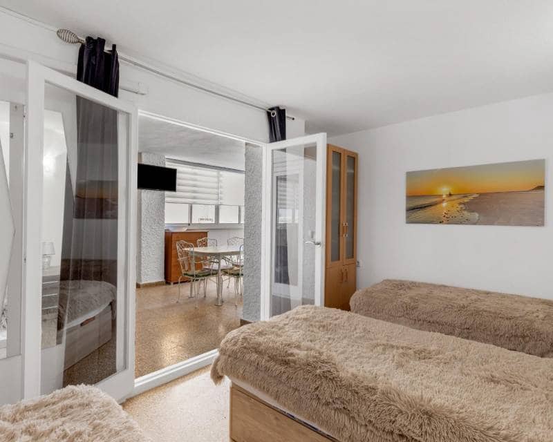 3 Zimmer Apartment zu verkaufen in Torrevieja - 250.000 € (Ref: 9078520)