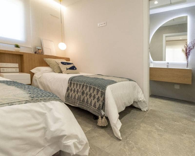 3 soveværelse Villa til salg i Pilar de la Horadada med swimmingpool - € 474.900 (Ref: 9180046)