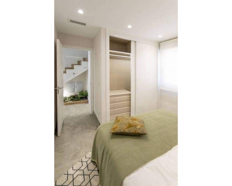 3 soveværelse Villa til salg i Pilar de la Horadada med swimmingpool - € 474.900 (Ref: 9180046)