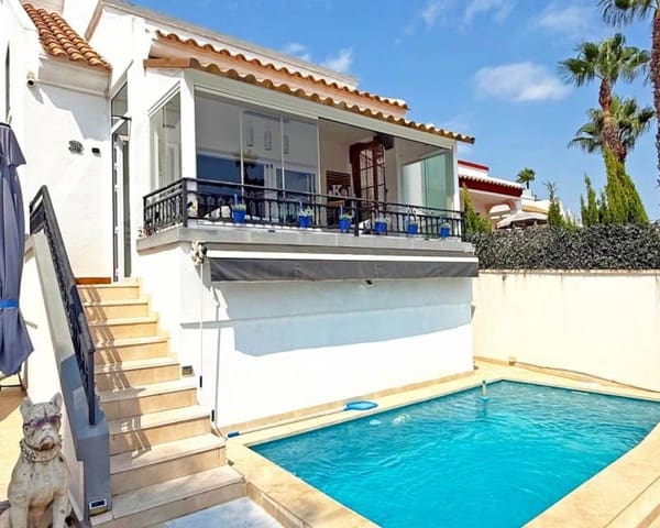 2 sovrum Villa till salu i Villamartin, Orihuela med pool - 449 900 € (Ref: 9191437)