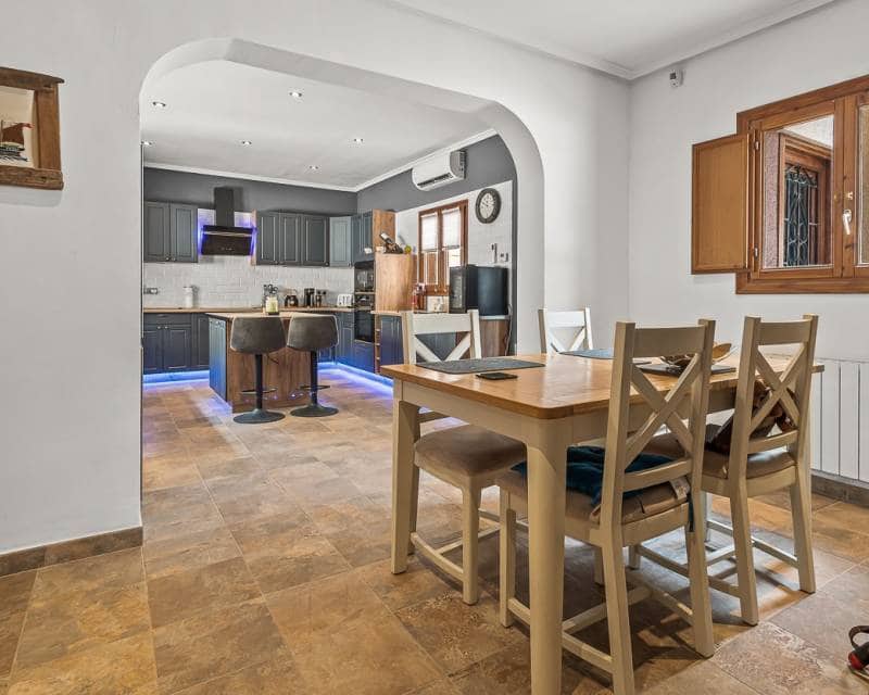 4 bedroom Finca/Country House for sale in Torremendo with pool - € 575,000 (Ref: 9191438)