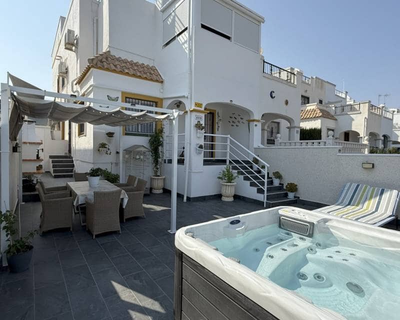 2 sypialnia Dom na sprzedaż w La Zenia z basenem - 349 900 € (Ref: 9191440)