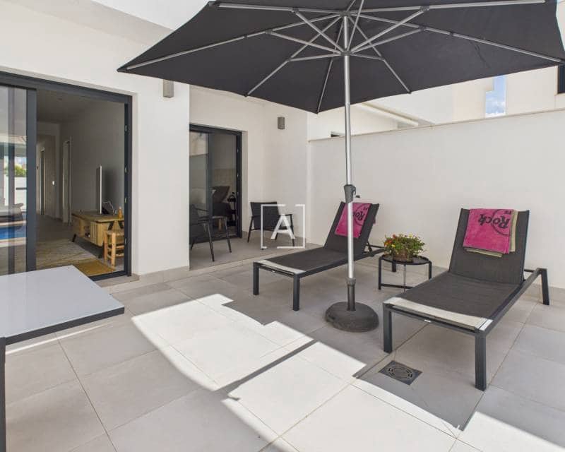 2 slaapkamer Villa te koop in Pilar de la Horadada met zwembad - € 299.995 (Ref: 9243662)