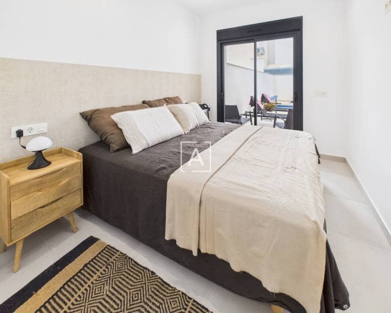 2 slaapkamer Villa te koop in Pilar de la Horadada met zwembad - € 299.995 (Ref: 9243662)