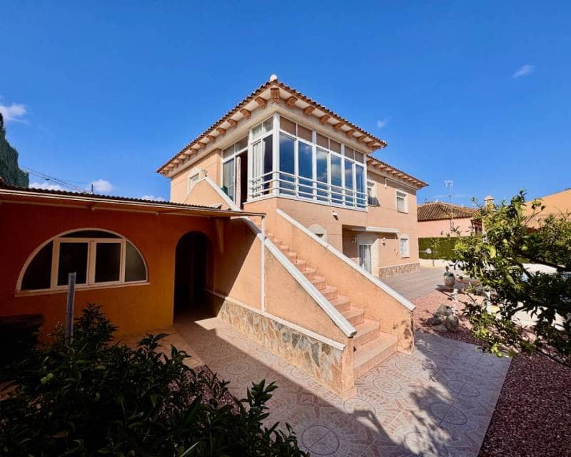 5 soverom Villa til salgs i Benferri med svømmebasseng - € 350 000 (Ref: 9296072)