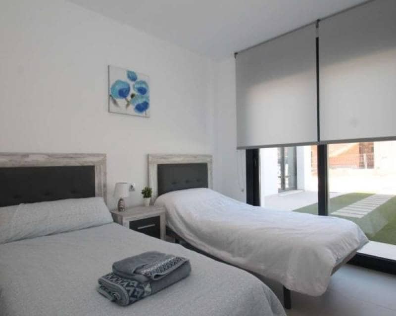 3 soveværelse Villa til salg i Pilar de la Horadada - € 319.000 (Ref: 9296073)
