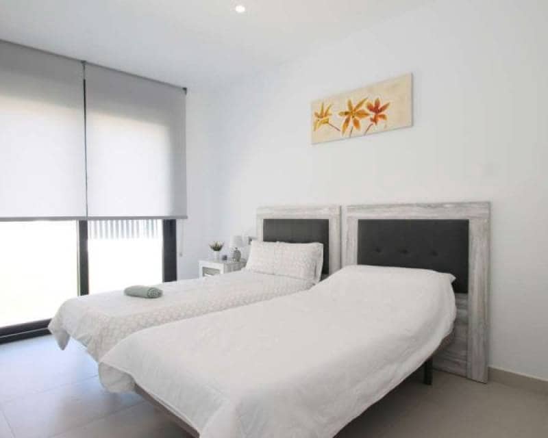 3 soveværelse Villa til salg i Pilar de la Horadada - € 319.000 (Ref: 9296073)